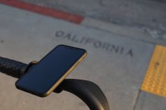 Ngàm Peak Design Bar Mount - Universal