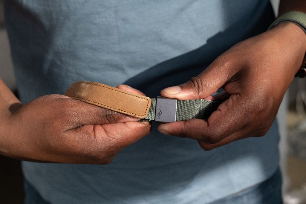 Dây deo máy ảnh Peak Design Cuff