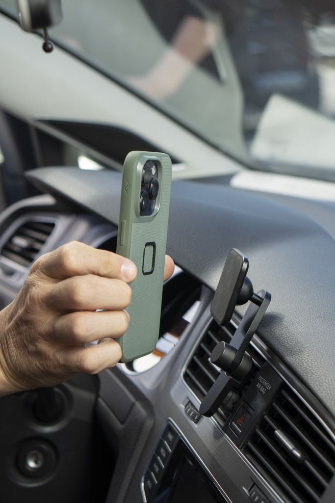 Ngàm Peak Design Vent Mount Version 2