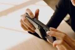 Ốp lưng Peak Design Everyday Case cho iPhone 16 (Plus/Pro/Pro Max)