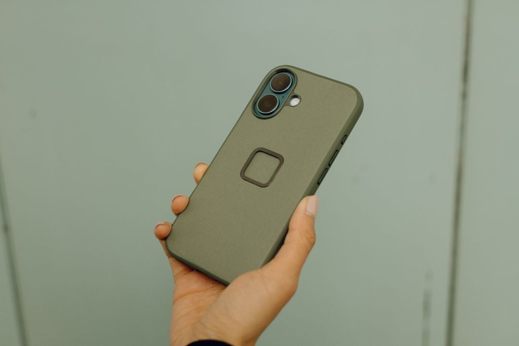 Ốp lưng Peak Design Everyday Case cho iPhone 16 (Plus/Pro/Pro Max)