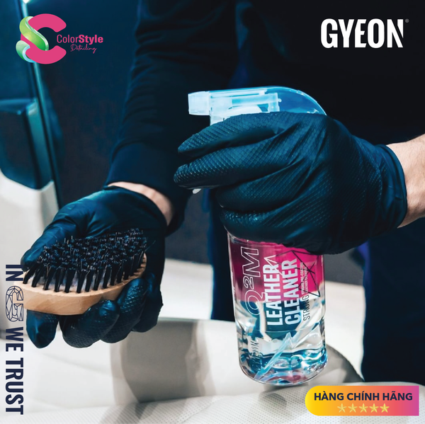  GYEON Q2M Leather Brush Bàn Chải Vệ Sinh Da Nội Thất 