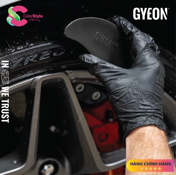  GYEON Q2M TireBrush Bàn Chải Vệ Sinh Lốp Xe Và Đa Năng 