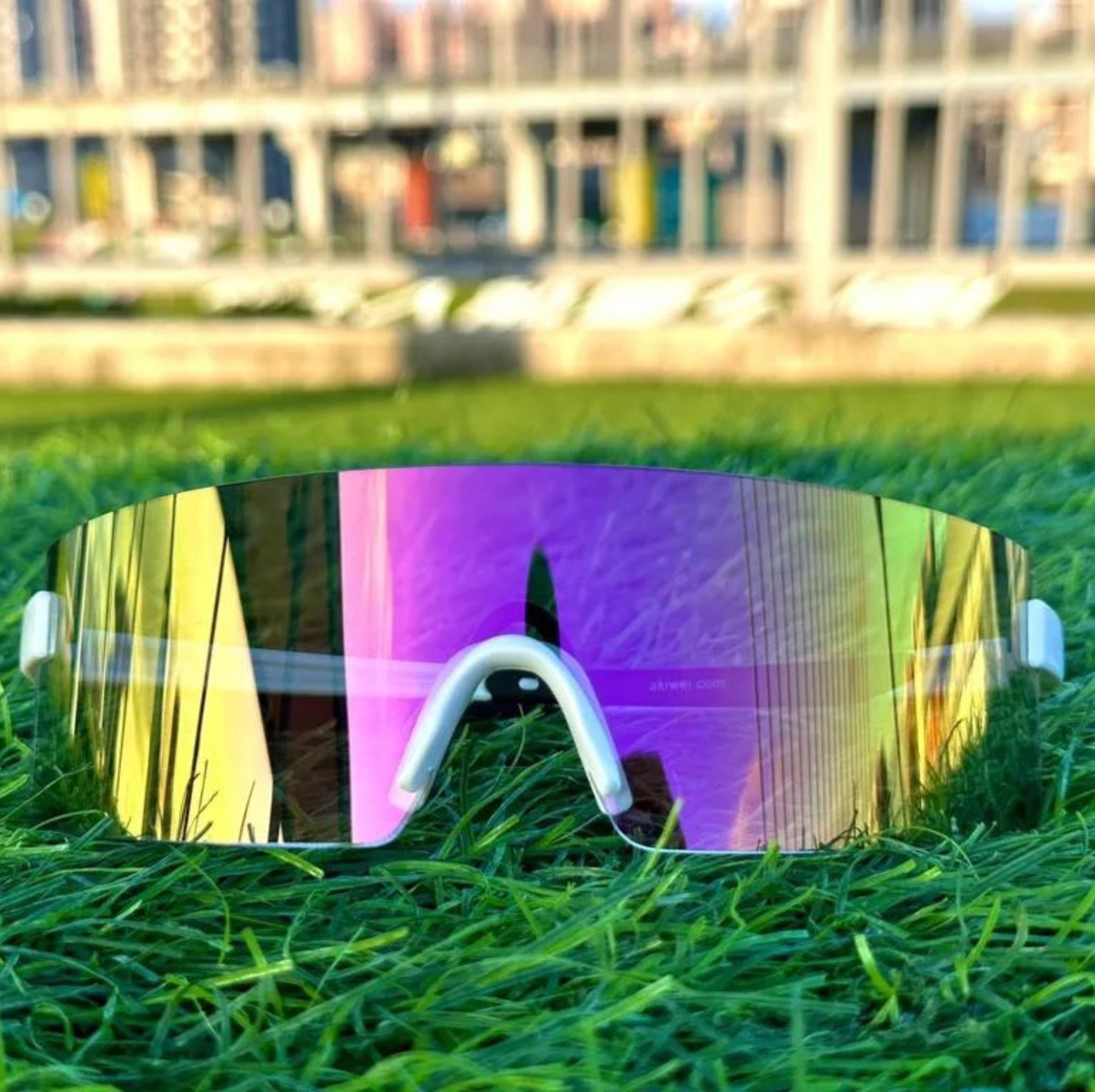  KÍNH AKIWEI PINK PRO MINI 