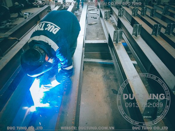  DT00024 Fabrication Processing - Corrosion Protection - Solar Battery Storage Installation 