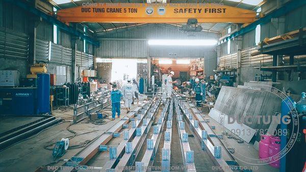  DT00024 Fabrication Processing - Corrosion Protection - Solar Battery Storage Installation 