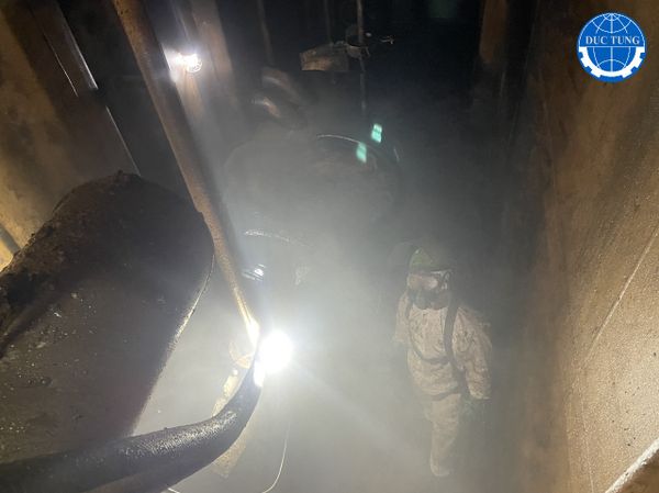  DT00033 Project:  Flush And Clean The Tub 