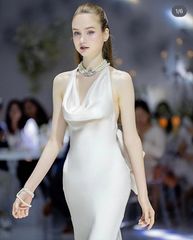 EVENING GOWN 11