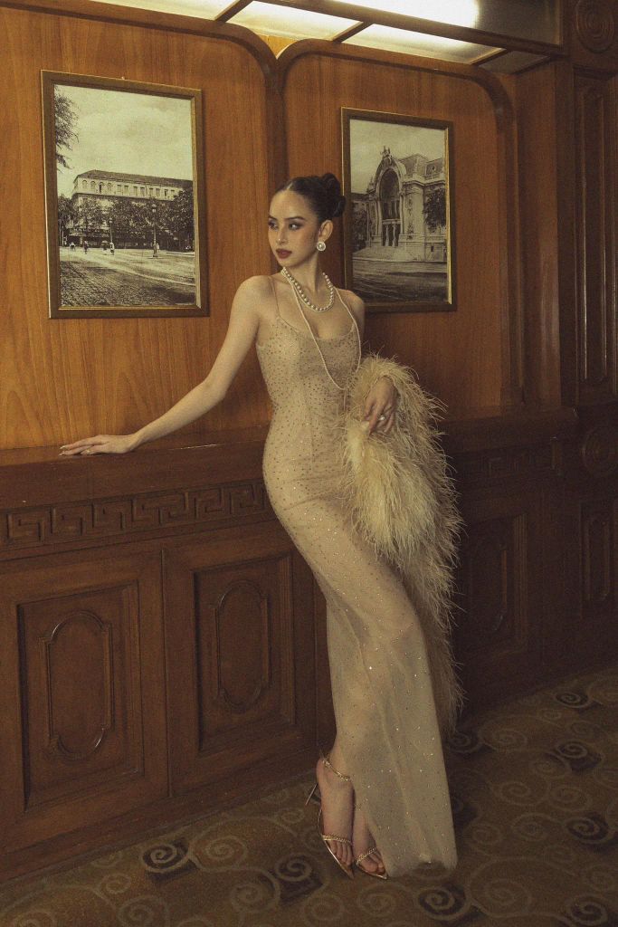 EVENING GOWN 03