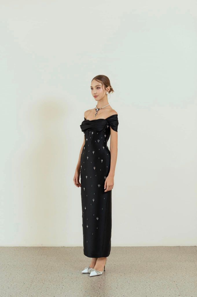 VIVIAN BLACK OFF-SHOULDER PENCIL MIDI DRESS