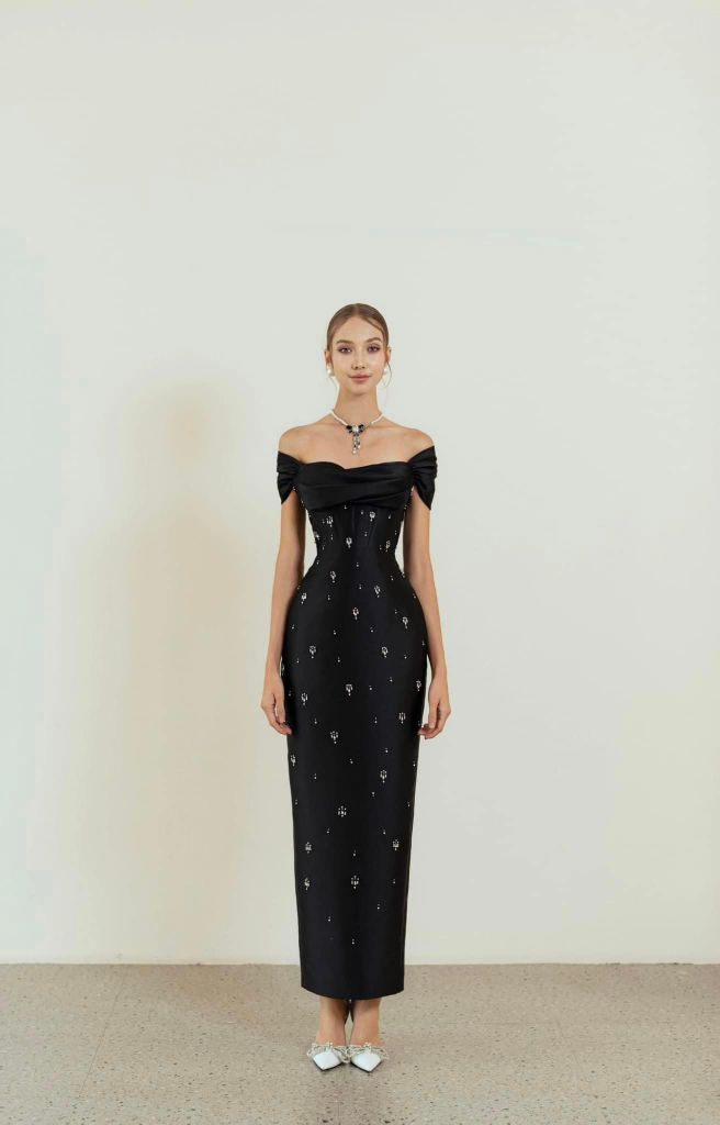 VIVIAN BLACK OFF-SHOULDER PENCIL MIDI DRESS