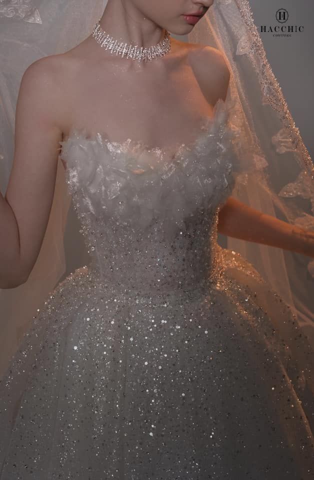 COUTURE BRIDE LOOK 23