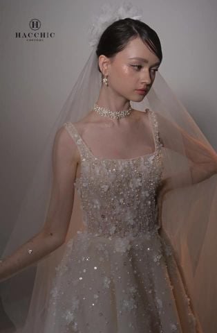 COUTURE BRIDE LOOK 22