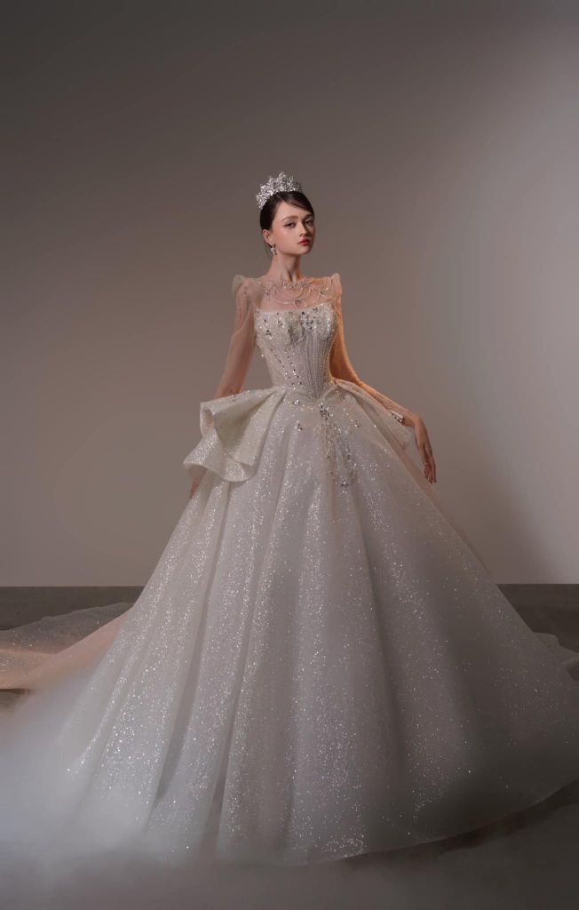 COUTURE BRIDE LOOK 12