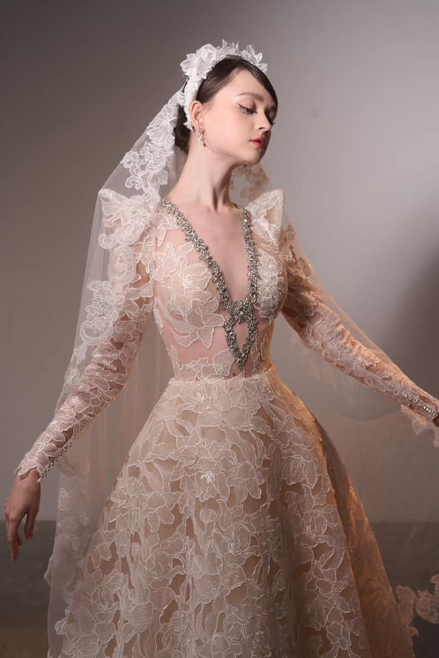 COUTURE BRIDE LOOK 1