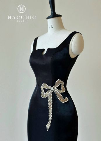 BLACK BOWTIE DRESS