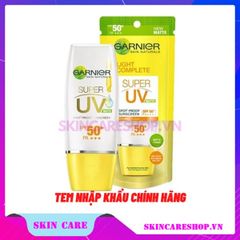 Kem Chống Nắng Garnier Bright Complete Vitamin C Super UV Matte 15ml