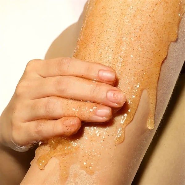 Tẩy da chết toàn thân Cocoon đường thốt nốt An Giang 200ml