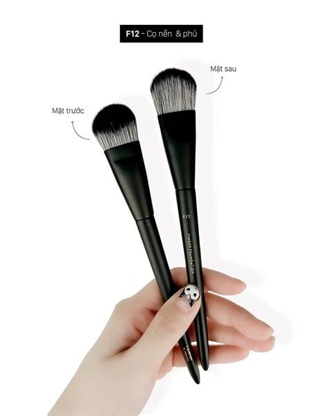 Cọ Nền & Phủ Vát Xéo Vacosi Finger Foundation Brush F12