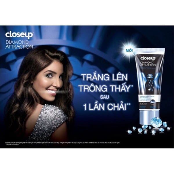 Kem Đánh Răng Closeup Làm Sáng Răng Kim Cương Toothpaste 100g