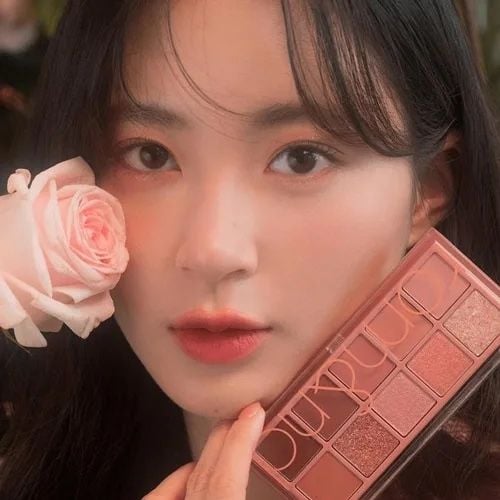 Bảng Phấn Mắt 10 Màu Romand Better Than Eye Palette