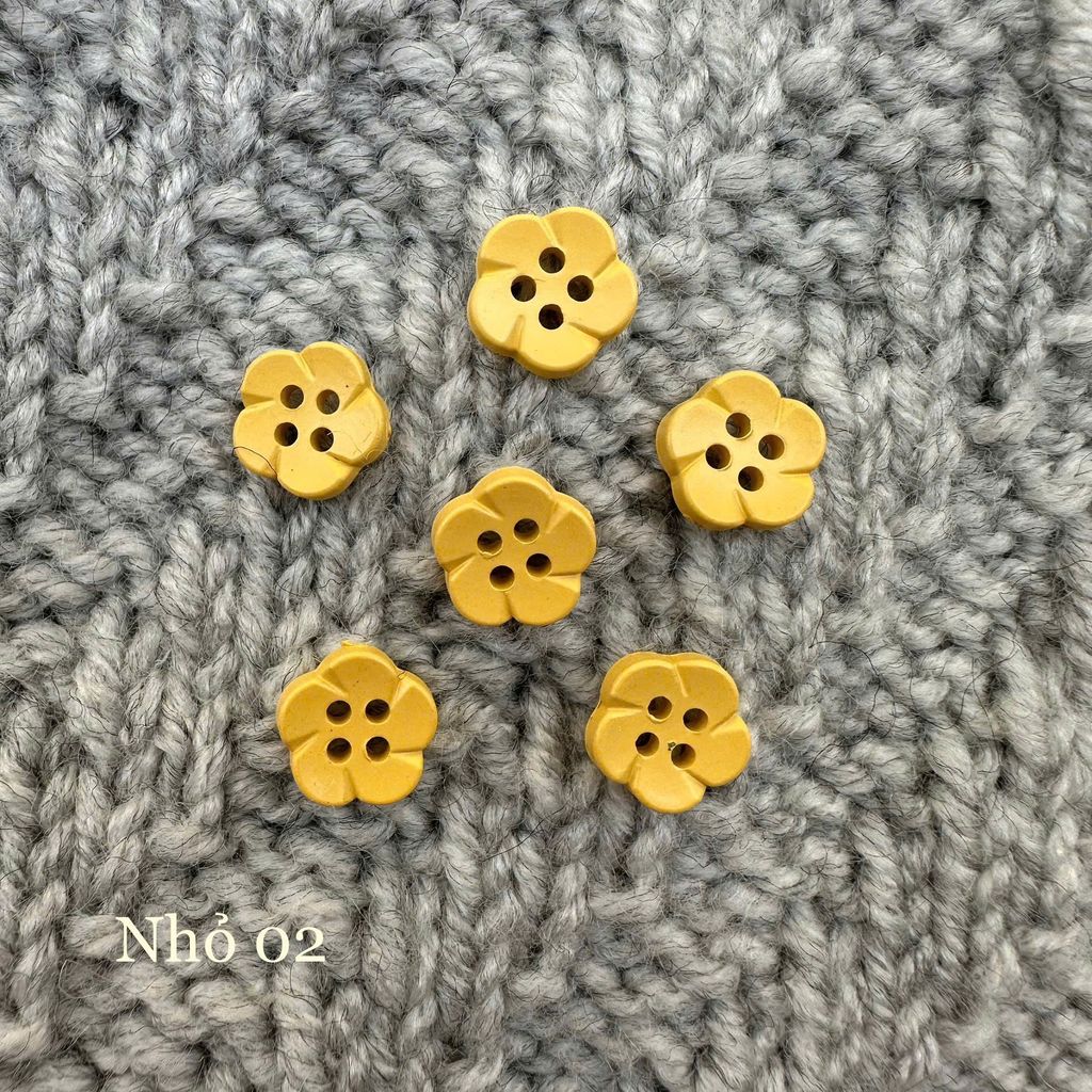 Gói 6 cúc áo 1cm, hình hoa, nhiều màu - Chou.ihandmade