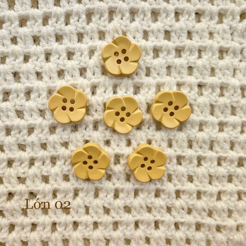 Gói 6 cúc áo 1.6cm, hình hoa, nhiều màu - Chou.ihandmade