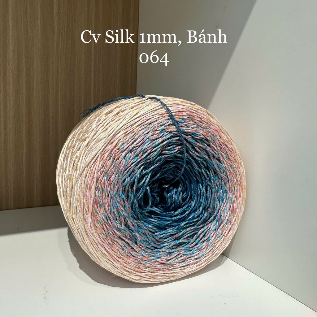 Cầu vồng sợi Silk, cỡ 1.0mm, 300g, dòng bánh, đan móc áo, váy, khăn