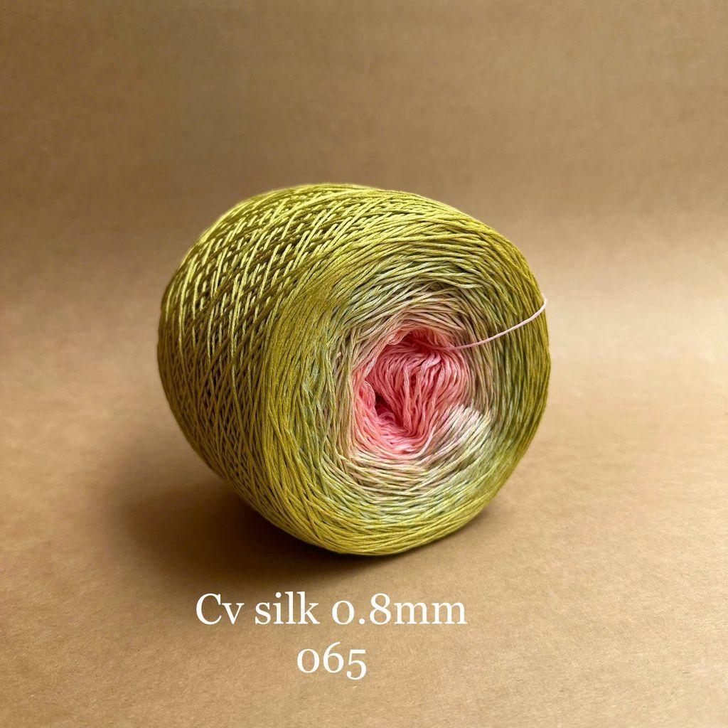 Cầu vồng Silk 0.8mm, 300g, dòng bánh, Chouihandmade, đan móc áo, váy, khăn