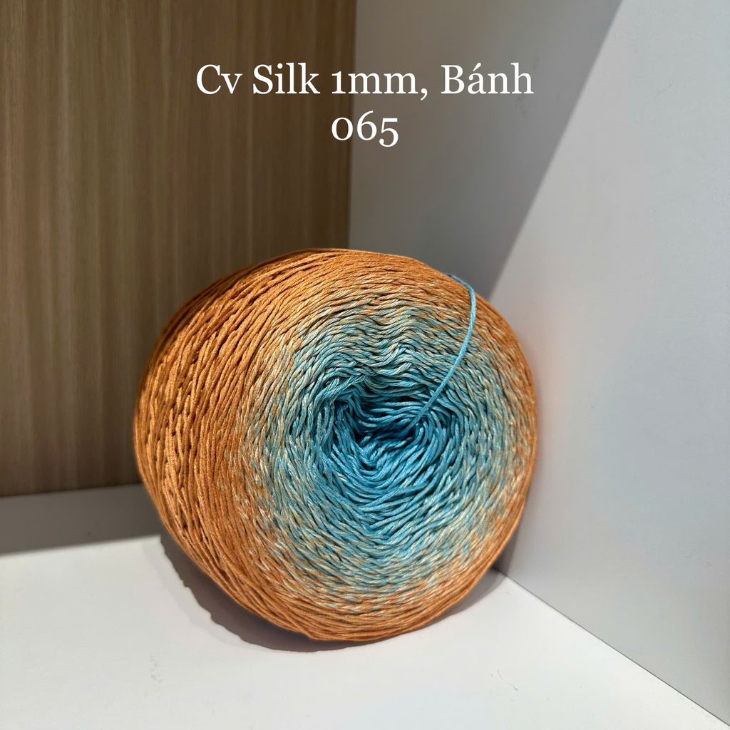 Cầu vồng sợi Silk, cỡ 1.0mm, 300g, dòng bánh, đan móc áo, váy, khăn