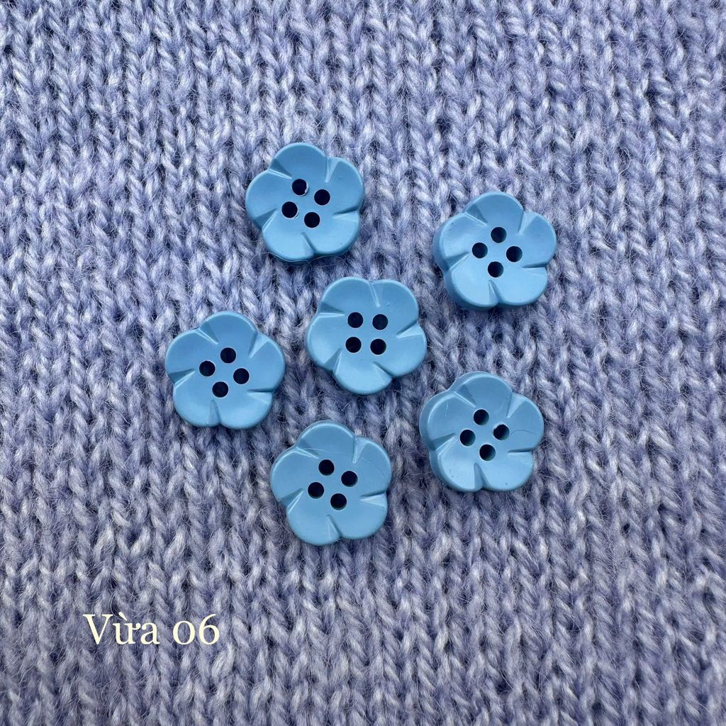 Gói 6 cúc áo 1.4cm, hình hoa, nhiều màu - Chou.ihandmade