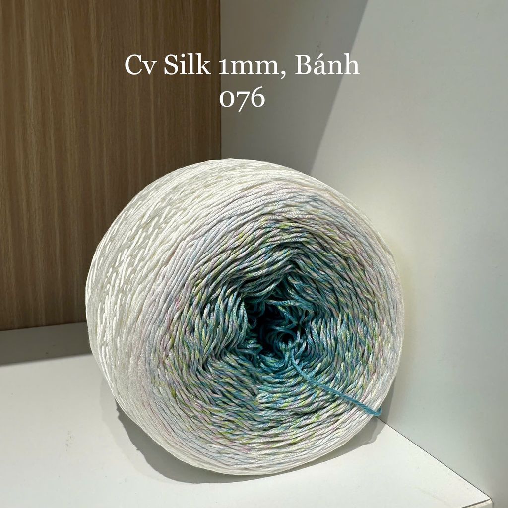 Cầu vồng sợi Silk, cỡ 1.0mm, 300g, dòng bánh, đan móc áo, váy, khăn