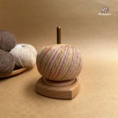 Giá đỡ gỗ hình vuông một trục, đế 9x9cm, đế xoay 8.5cm và cao 16cm