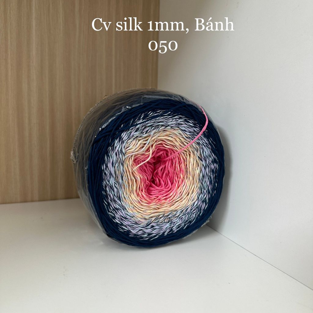 Cầu vồng sợi Silk, cỡ 1.0mm, 300g, dòng bánh, đan móc áo, váy, khăn