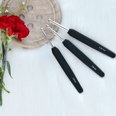 Kim móc Silver Alumnium cán đen, nhập khẩu từ Knitpro