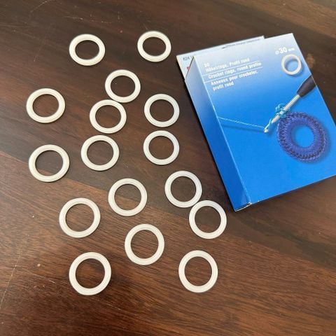 Bộ tròn nhựa size 30mm (1 Set/30 cái), nhập từ Prym