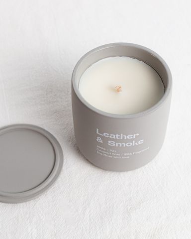 Nến thơm The Muse - Leather & Smoke - Hương Nước Hoa Nam