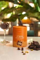 Hộp socola bọc hạt dẻ cười