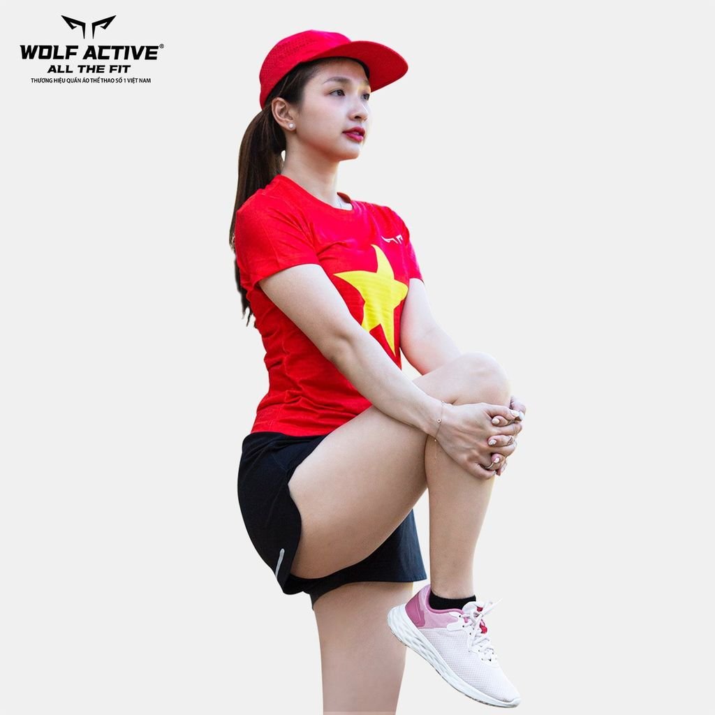 Áo Chạy Bộ Nữ Wolf Active Cờ Đỏ Sao Vàng 54, Chất Vải Active Max Cao Cấp, Mềm Mịn, Co Giãn 4 Chiều