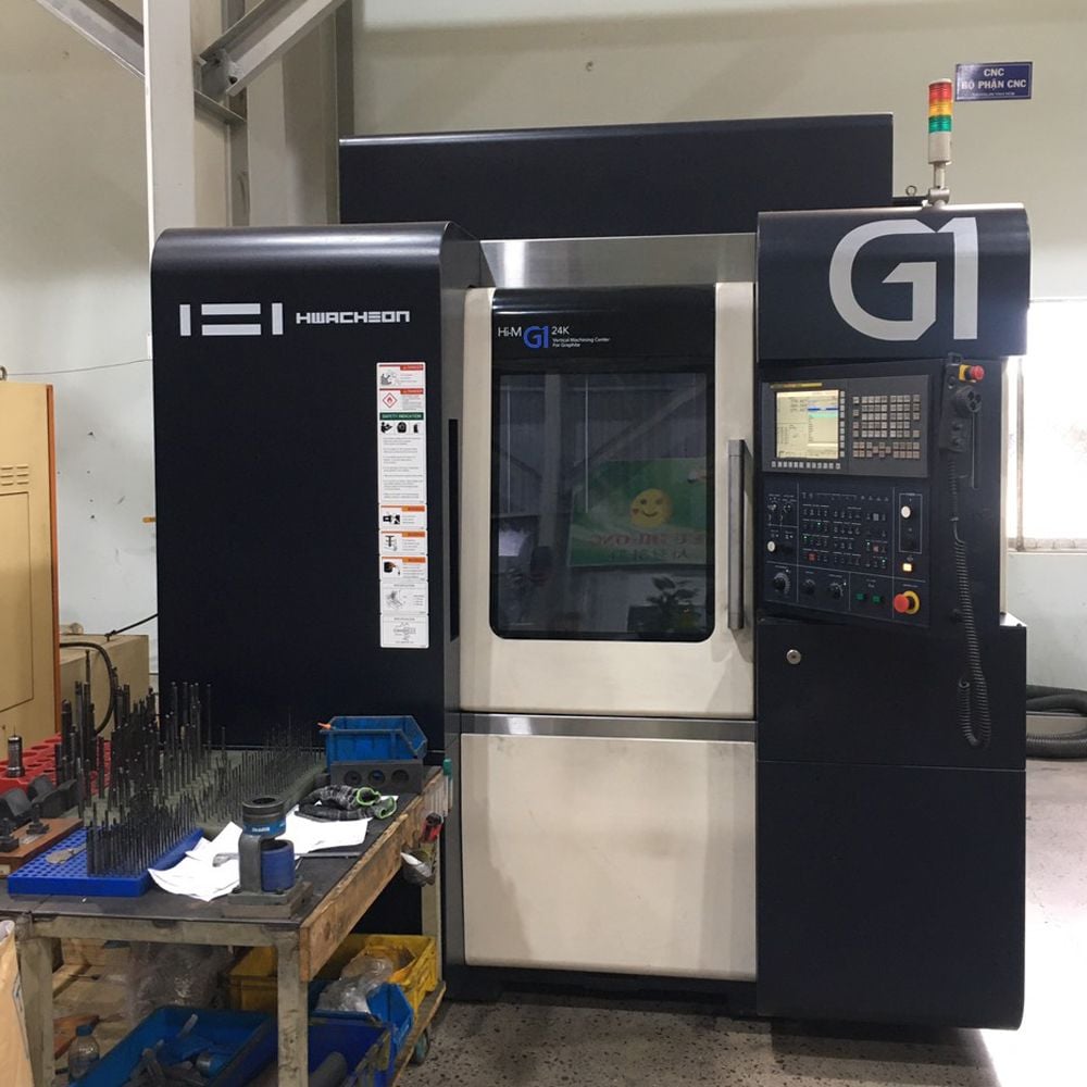  Hi-M G1 | MÁY PHAY CNC HWACHEON, CHUYÊN GIA CÔNG VẬT LIỆU MỀM & ĐIỆN CỰC THAN CHÌ 