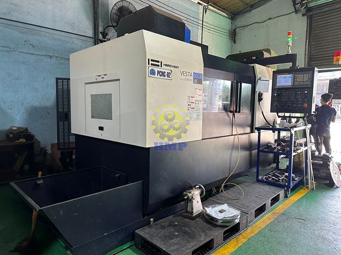  VESTA-850B | MÁY PHAY ĐỨNG BĂNG HỘP DẪN ĐỘNG BẮNG BÁNH RĂNG 