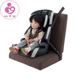 Ghế ngồi ô tô cho trẻ từ 1 đến 11 tuổi Combi Joytrip Plus của Nhật Bản