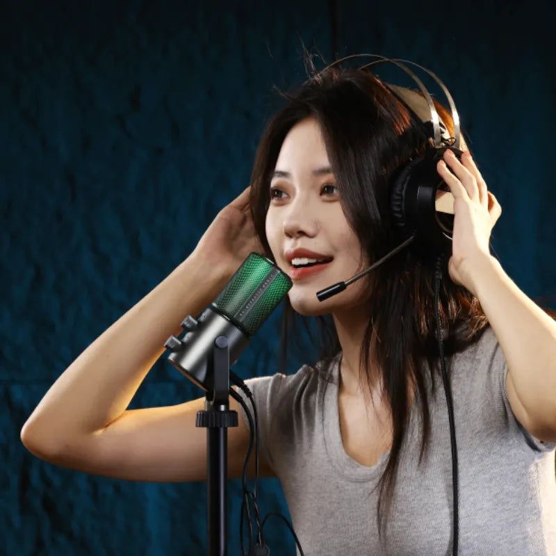 Ulanzi YV005 Condenser Microphone with RGB