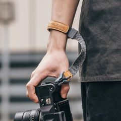 Dây đeo cổ tay Ulanzi Falcam Maglink Quick Magnetic Buckle