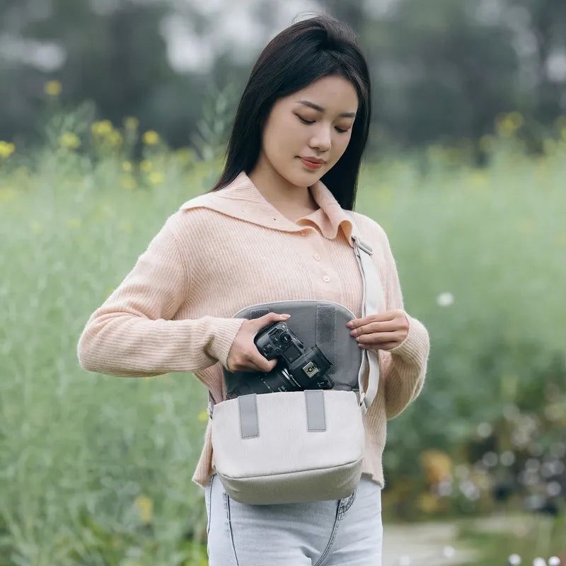 Túi đeo máy ảnh Ulanzi F01 Xám và F02 Đen