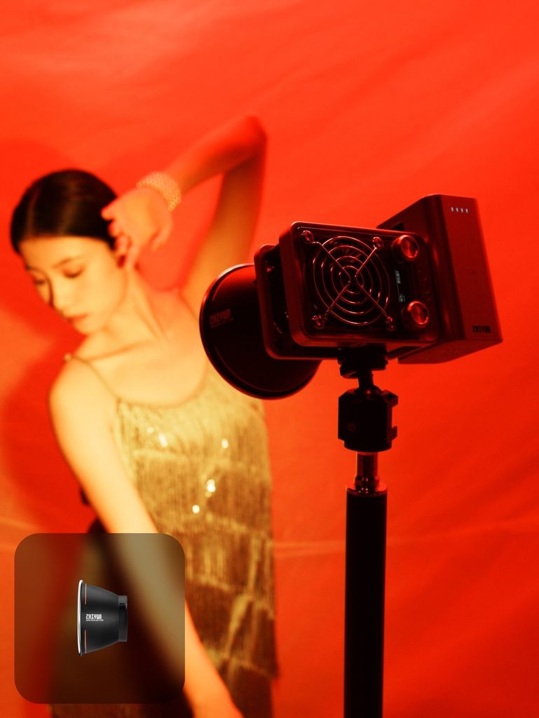 Zhiyun Molus X60 đèn cầm tay 60W nhỏ gọn