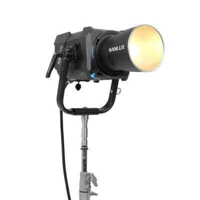 Nanlux Evoke 900C FL-YK-Kit - Đèn Spotlight đi kèm FL-35YK Fresnel Lens và Flight Case (Hàng Order)