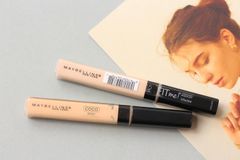 Kem Che Khuyết Điểm Maybelline Mịn Lì 20 Sand 6.8ml