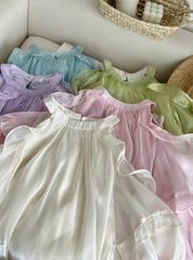 ĐẦM TƠ ÓNG ÁNH XÒE TẦNG KHOÉT VAI DÁNG RỘNG