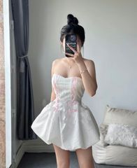 ĐẦM BÍ CÚP NGỰC ĐAN DÂY